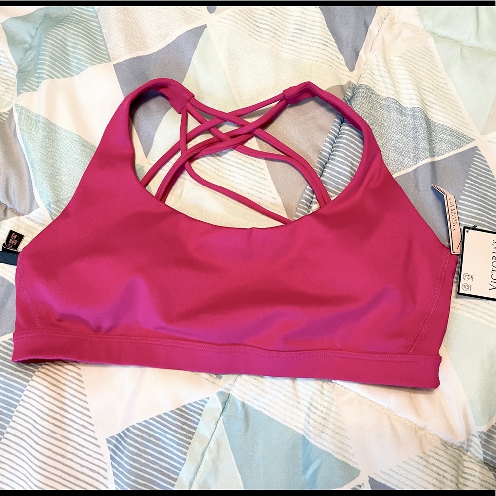 BNWT VS sports bra